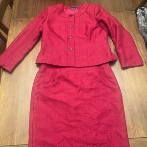 Burnt red 2 piece skirt suit.